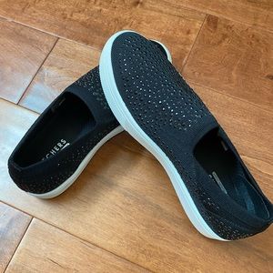 Skechers memory foam slip on sneakers size 8